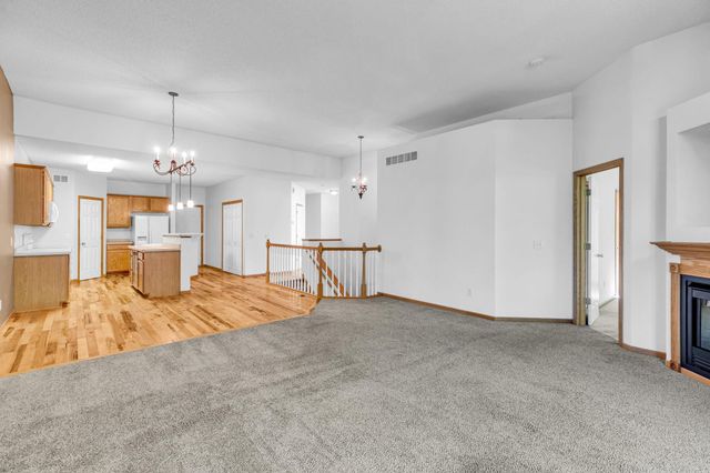 2394 Beech Street W, Rosemount, MN 55068