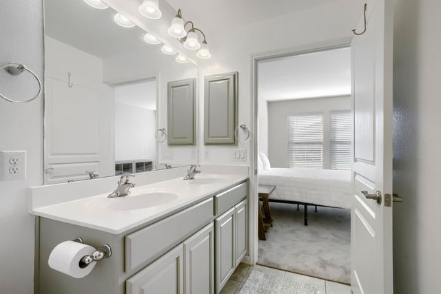 3818 Saddlebag Way, Richmond, TX 77469