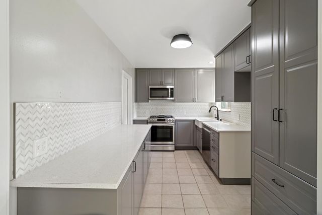 4930 71st St, Sacramento, CA 95820