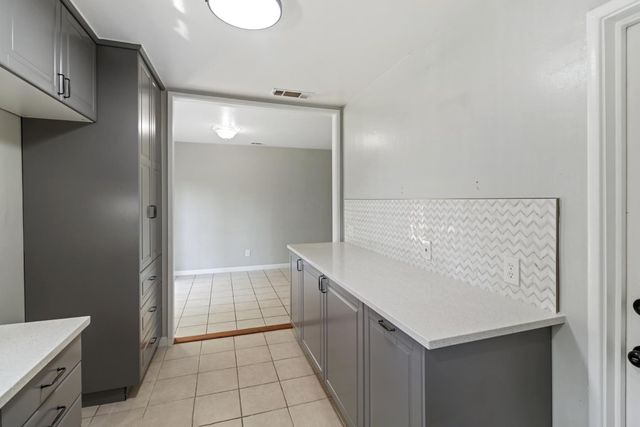 4930 71st St, Sacramento, CA 95820