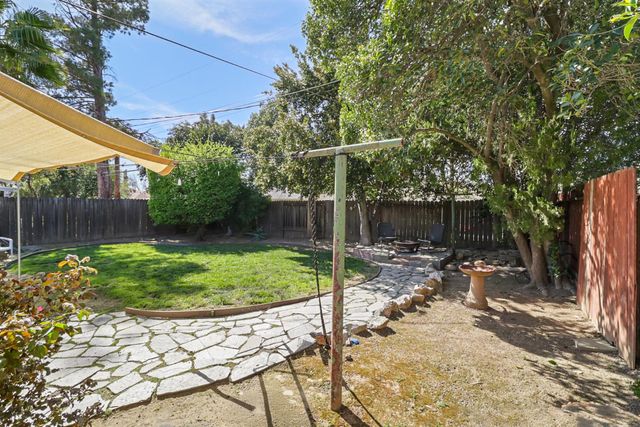 4930 71st St, Sacramento, CA 95820