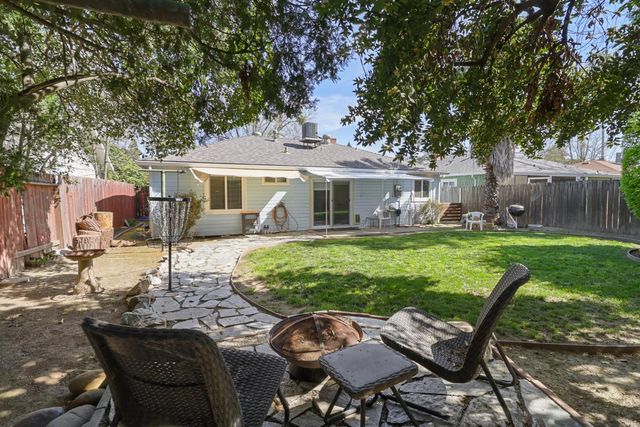 4930 71st St, Sacramento, CA 95820