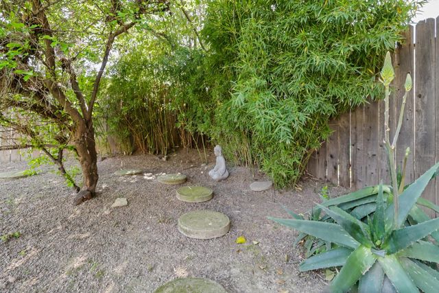 4930 71st St, Sacramento, CA 95820