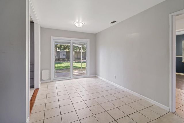 4930 71st St, Sacramento, CA 95820