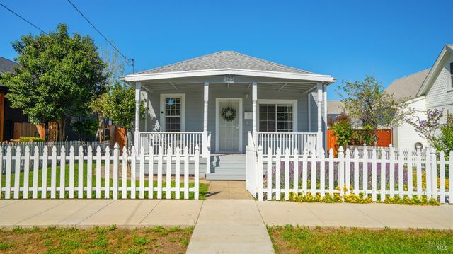 125 Kendal St, Vacaville, CA 95688