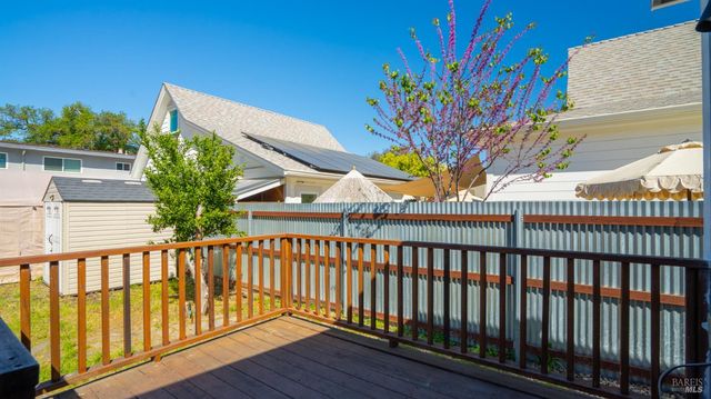 125 Kendal St, Vacaville, CA 95688