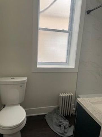 1354 W Greenleaf Avenue 1B, Chicago, IL 60626