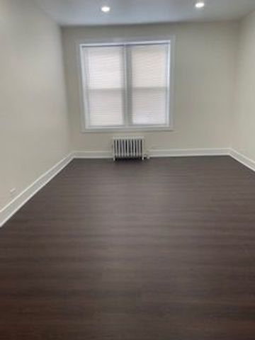 1354 W Greenleaf Avenue 1B, Chicago, IL 60626