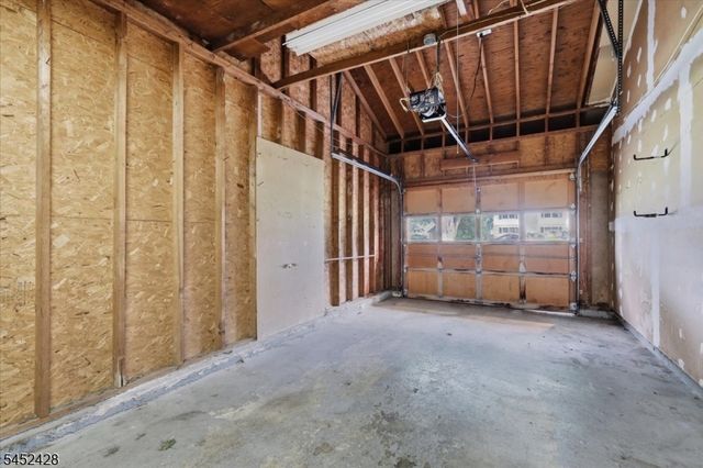 2 Warren Pl, Belvidere Twp., NJ 07823