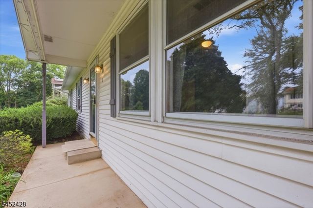 2 Warren Pl, Belvidere Twp., NJ 07823