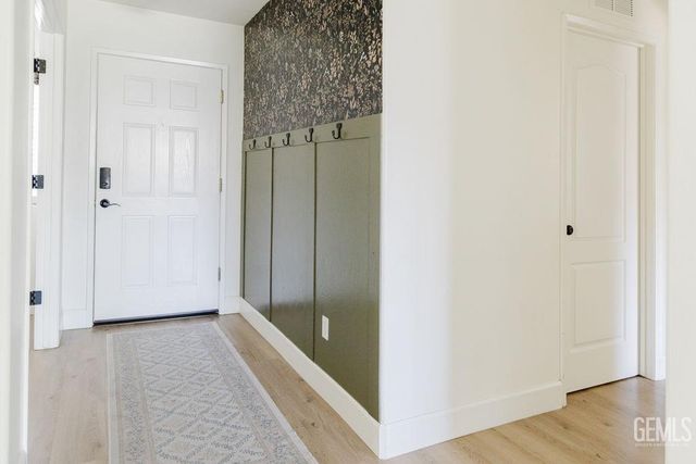 12325 High Country Drive, Bakersfield, CA 93312