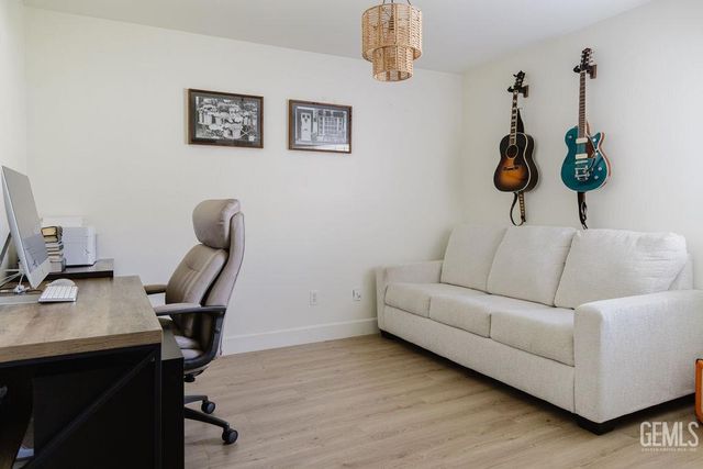 12325 High Country Drive, Bakersfield, CA 93312