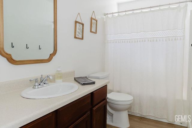 12325 High Country Drive, Bakersfield, CA 93312