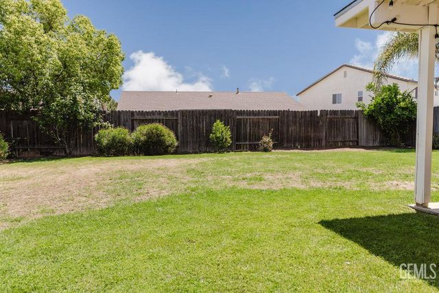 12325 High Country Drive, Bakersfield, CA 93312