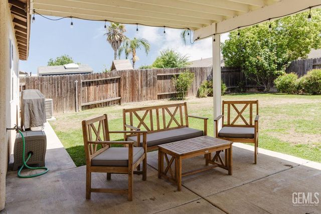 12325 High Country Drive, Bakersfield, CA 93312