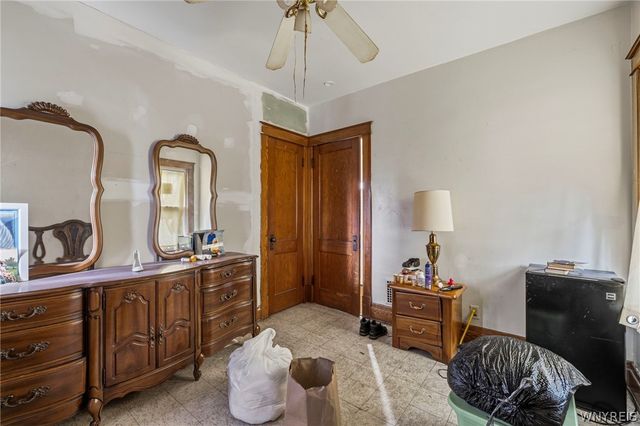 2000 La Salle Avenue, Niagara Falls, NY 14301