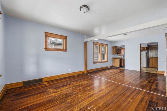 2000 La Salle Avenue, Niagara Falls, NY 14301