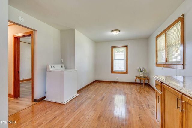 119 Liberty Hollow Road, Elizabethton, TN 37643