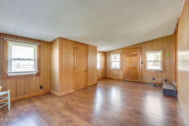 119 Liberty Hollow Road, Elizabethton, TN 37643