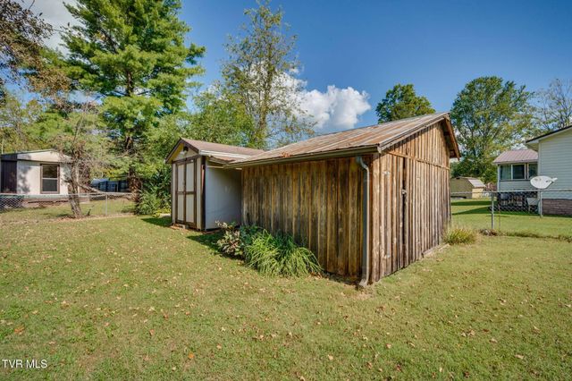 119 Liberty Hollow Road, Elizabethton, TN 37643