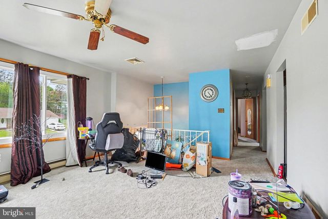 1205 MALLARD RD, Camp Hill, PA 17011