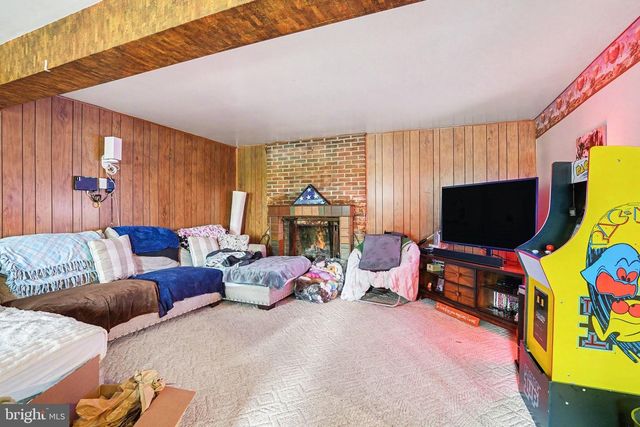 1205 MALLARD RD, Camp Hill, PA 17011