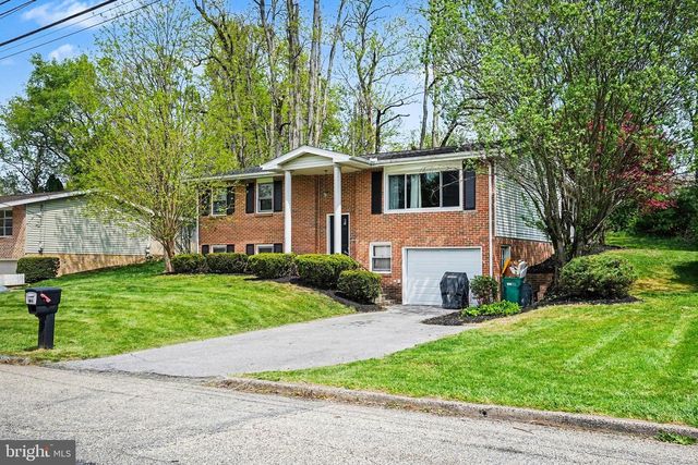 1205 MALLARD RD, Camp Hill, PA 17011