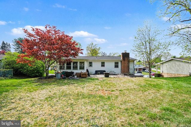 1205 MALLARD RD, Camp Hill, PA 17011