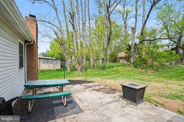 1205 MALLARD RD, Camp Hill, PA 17011