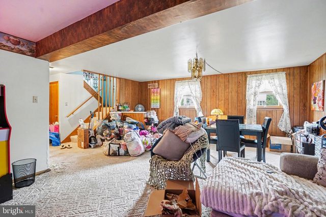 1205 MALLARD RD, Camp Hill, PA 17011