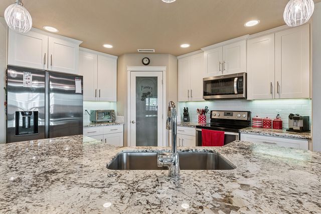 3949 Connor Drive, White City, OR 97503