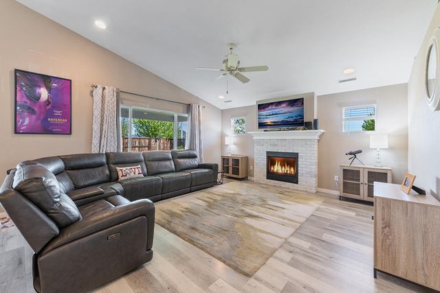 3949 Connor Drive, White City, OR 97503