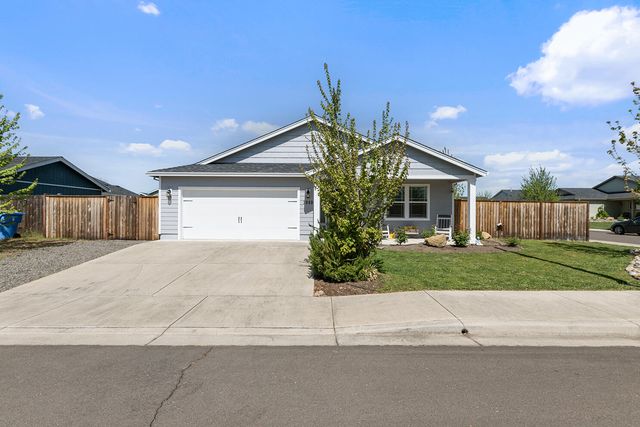 3949 Connor Drive, White City, OR 97503
