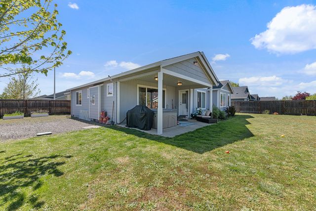 3949 Connor Drive, White City, OR 97503