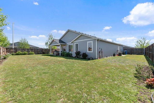 3949 Connor Drive, White City, OR 97503