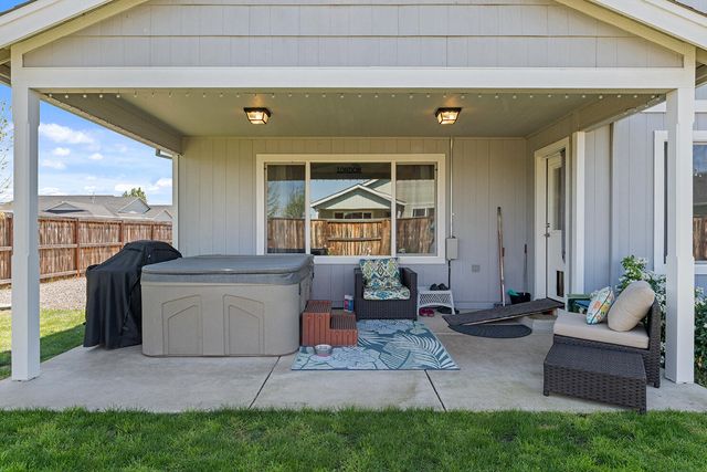 3949 Connor Drive, White City, OR 97503