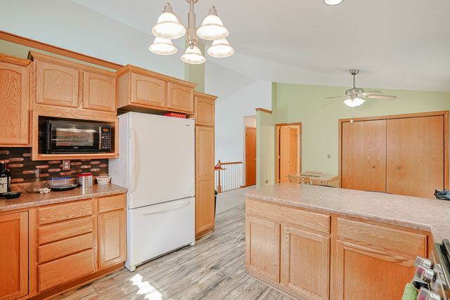 1305 13th Street, Winthrop Harbor, IL 60096