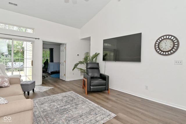 3858 Fetlock Drive, Indianapolis, IN 46227