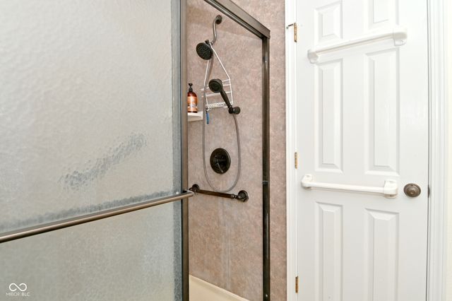 3858 Fetlock Drive, Indianapolis, IN 46227