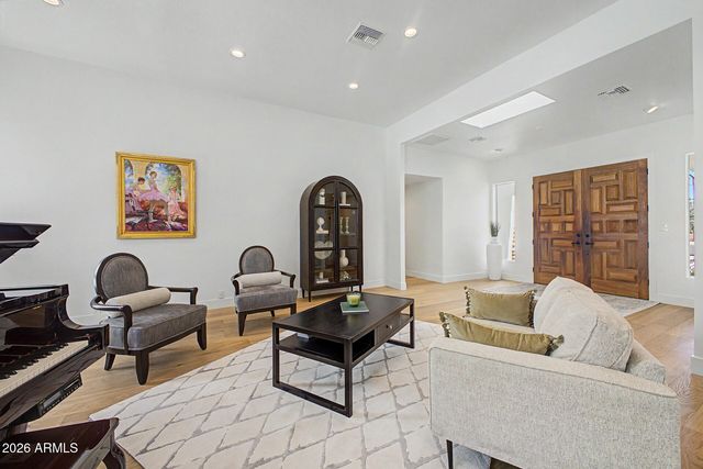 7470 E SAN MIGUEL Avenue, Scottsdale, AZ 85250