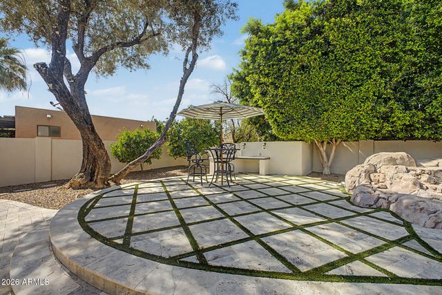 7470 E SAN MIGUEL Avenue, Scottsdale, AZ 85250