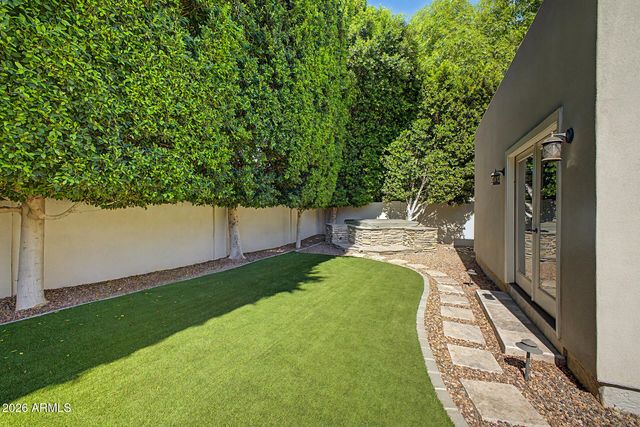 7470 E SAN MIGUEL Avenue, Scottsdale, AZ 85250