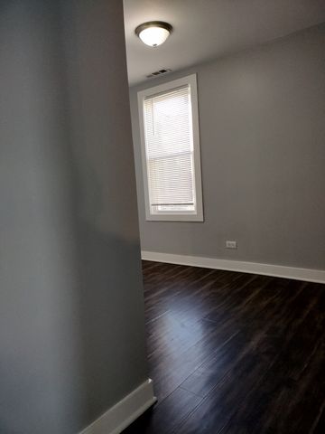 4800 S Winchester Avenue 2W, Chicago, IL 60609