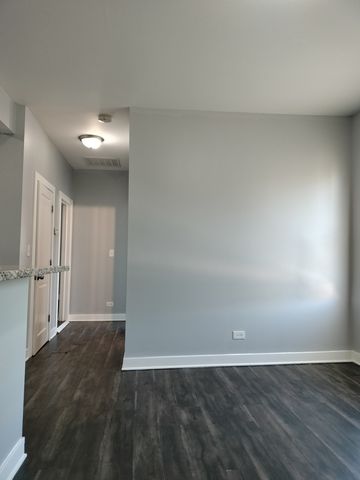 4800 S Winchester Avenue 2W, Chicago, IL 60609