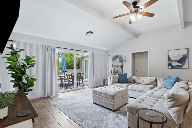 217 Granada Calle Street, Granbury, TX 76049