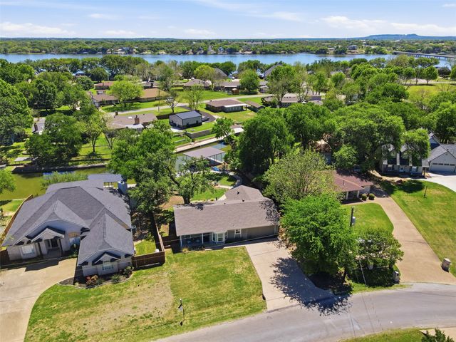 217 Granada Calle Street, Granbury, TX 76049