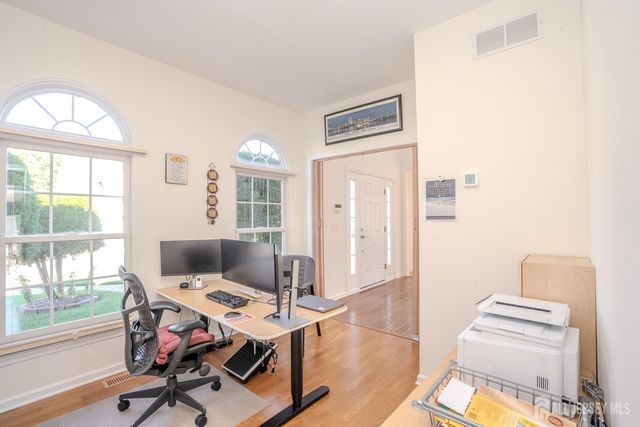 50 Kelly Way, South Brunswick, NJ 08852