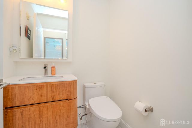 50 Kelly Way, South Brunswick, NJ 08852