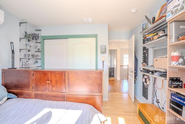 50 Kelly Way, South Brunswick, NJ 08852