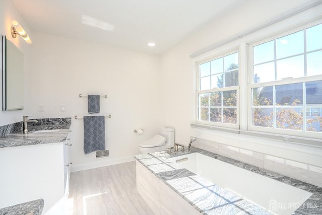 50 Kelly Way, South Brunswick, NJ 08852